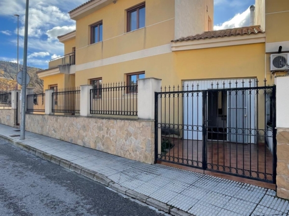 House in Pinoso (Ref: MP6498)