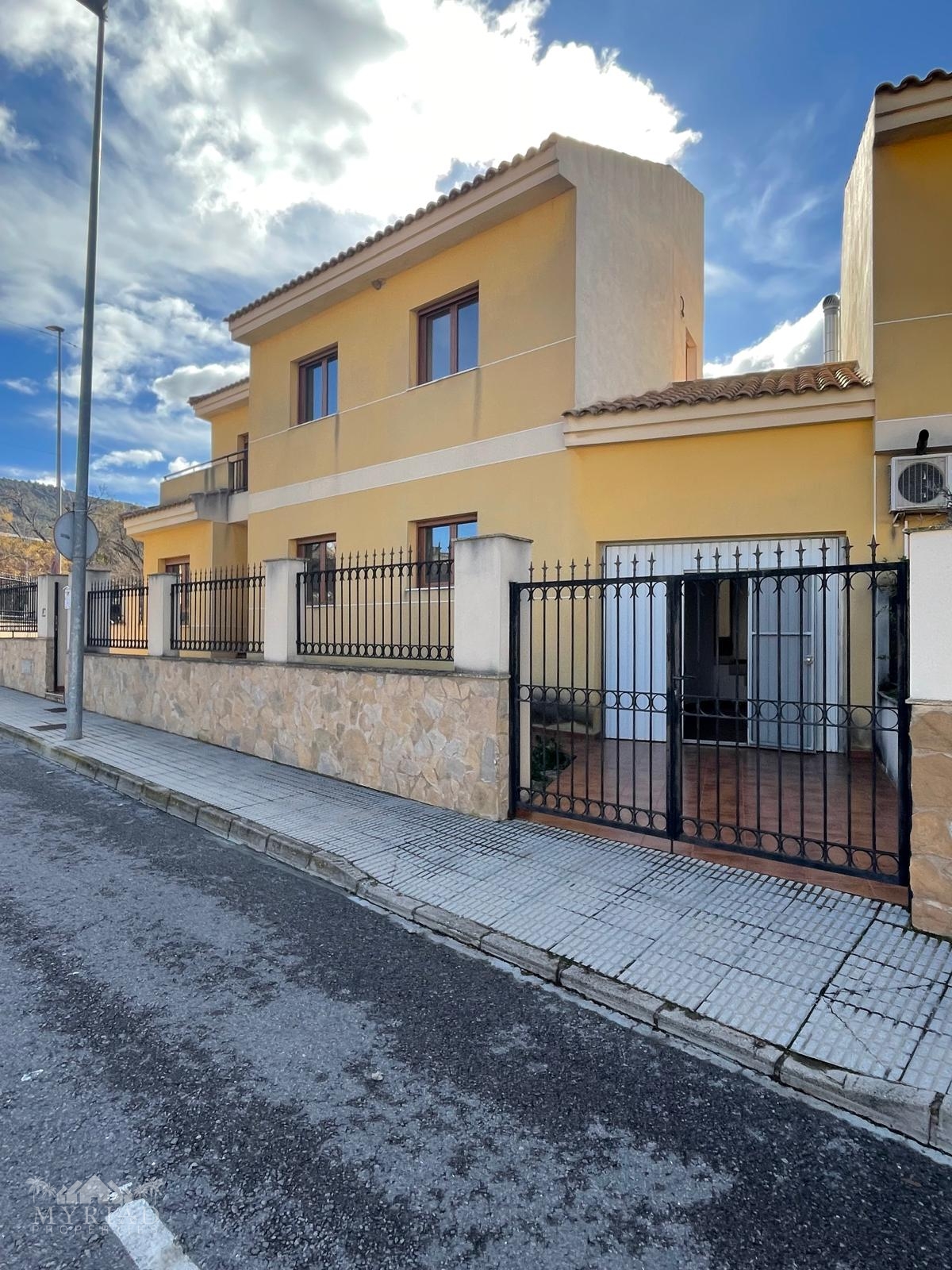 House in Pinoso (Ref: MP6498)