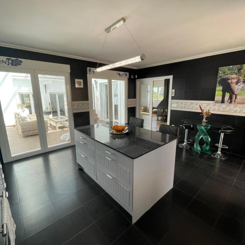 Villa in Encebras (Ref: MP6553)