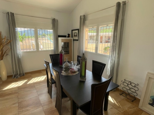 Villa in Encebras (Ref: MP6553)