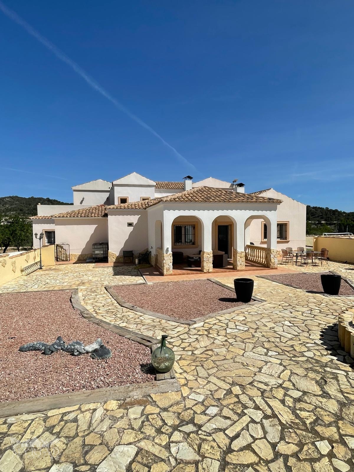 Villa in Encebras (Ref: MP6553)
