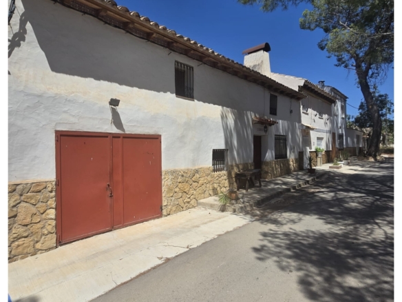 Terraced house in Yecla (Ref: MP6644)