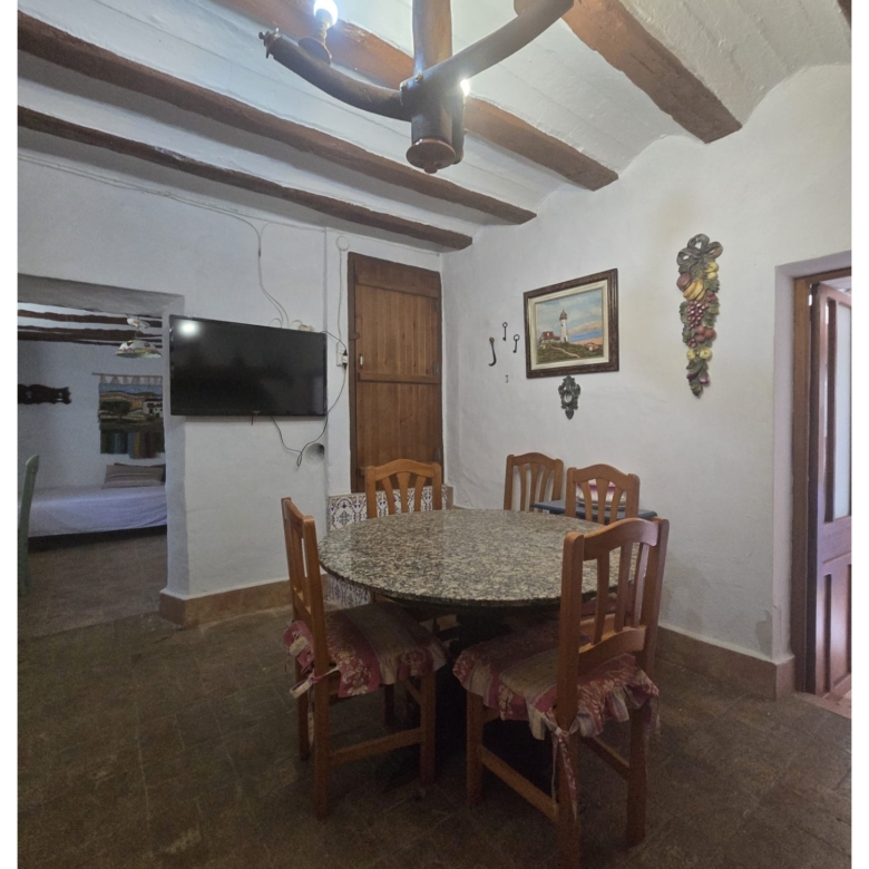 Terraced house in Yecla (Ref: MP6644)