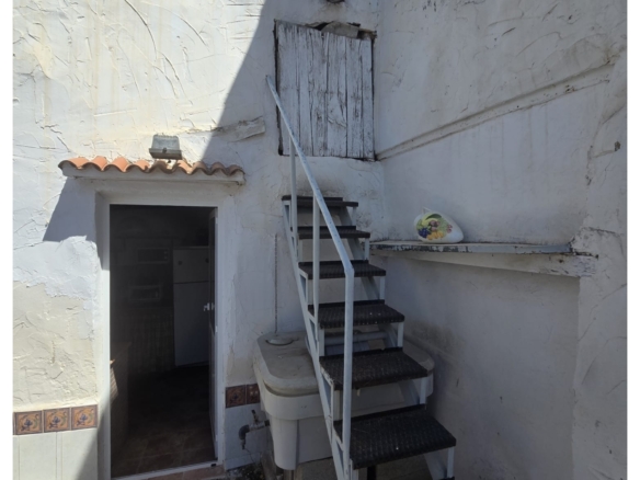 Terraced house in Yecla (Ref: MP6644)