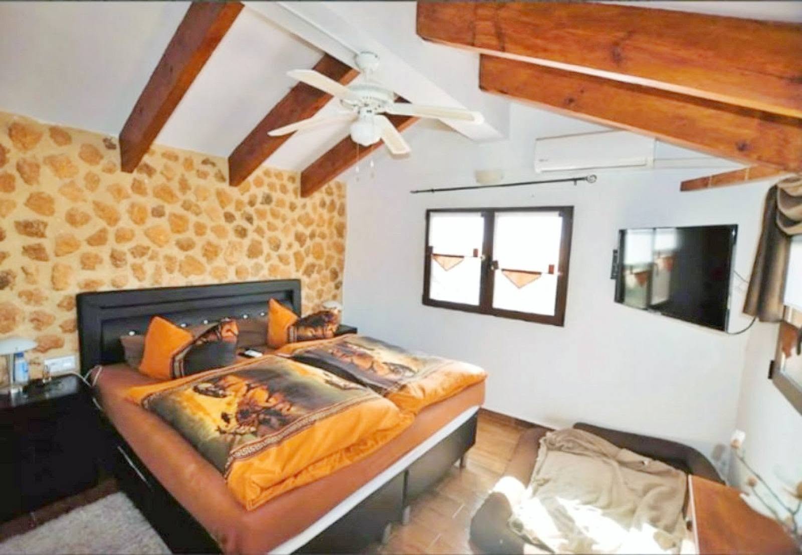 Country House in Pinoso (Ref: DOSI-3508)