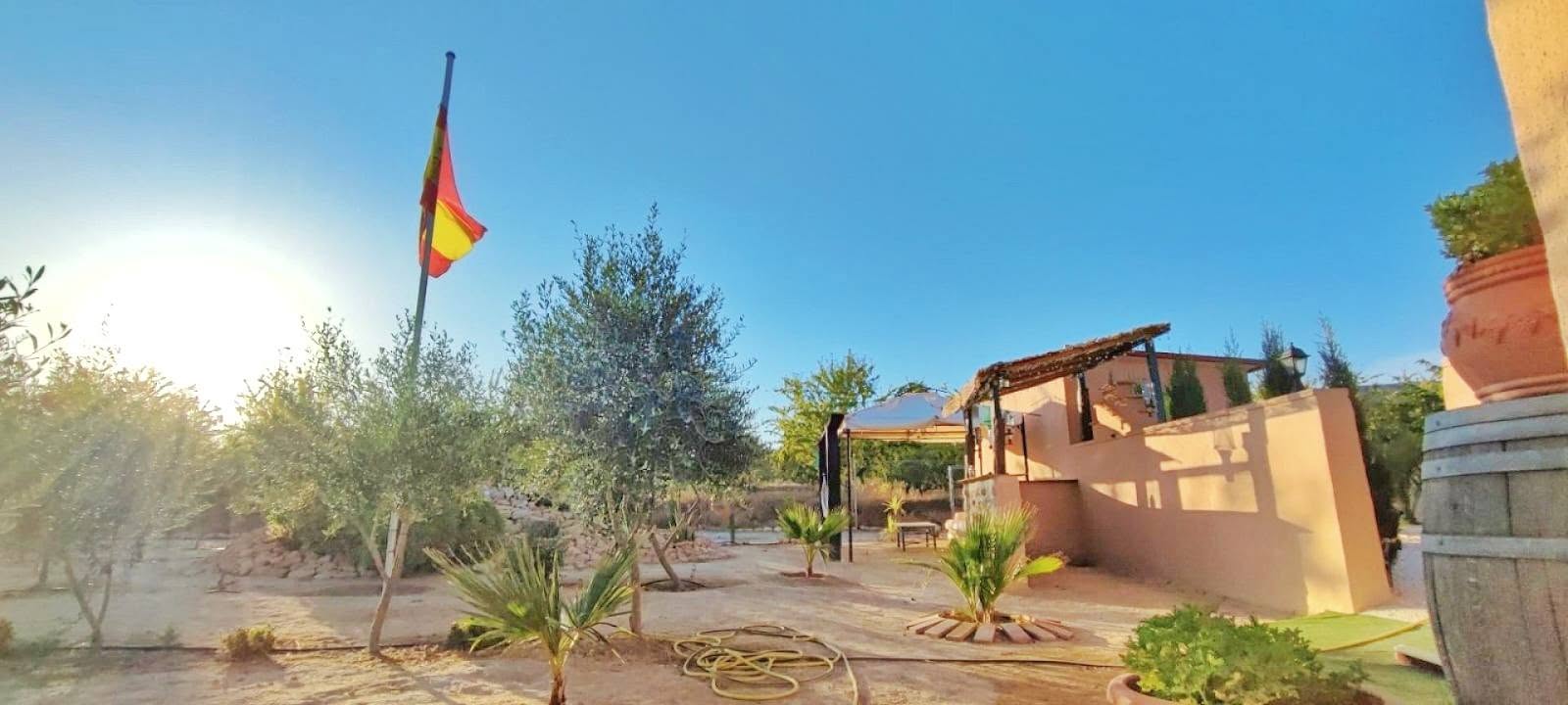 Country House in Pinoso (Ref: DOSI-3508)