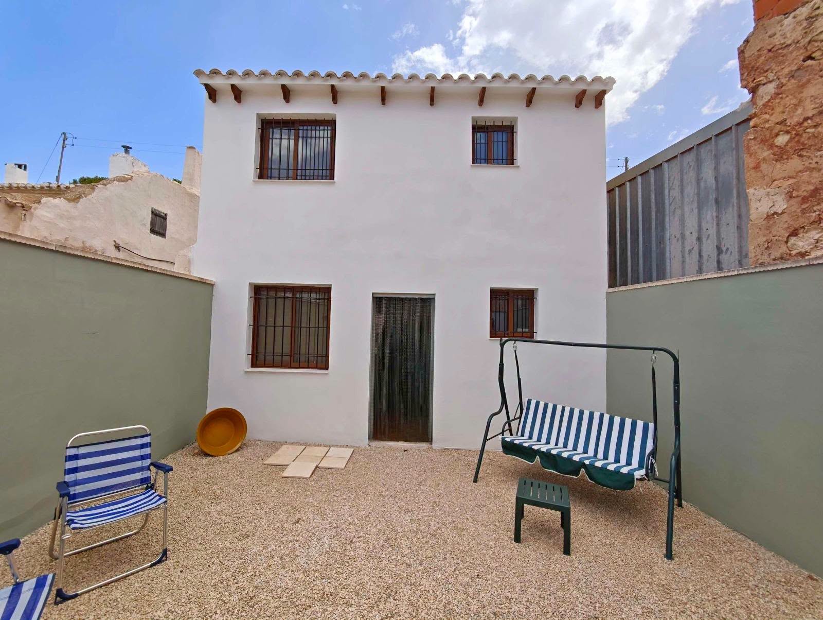 Country House in El Pinós (Ref: DOSI-3716)