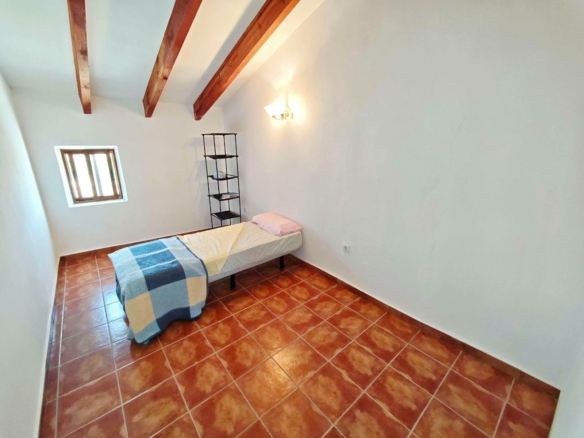Country House in El Pinós (Ref: DOSI-3716)