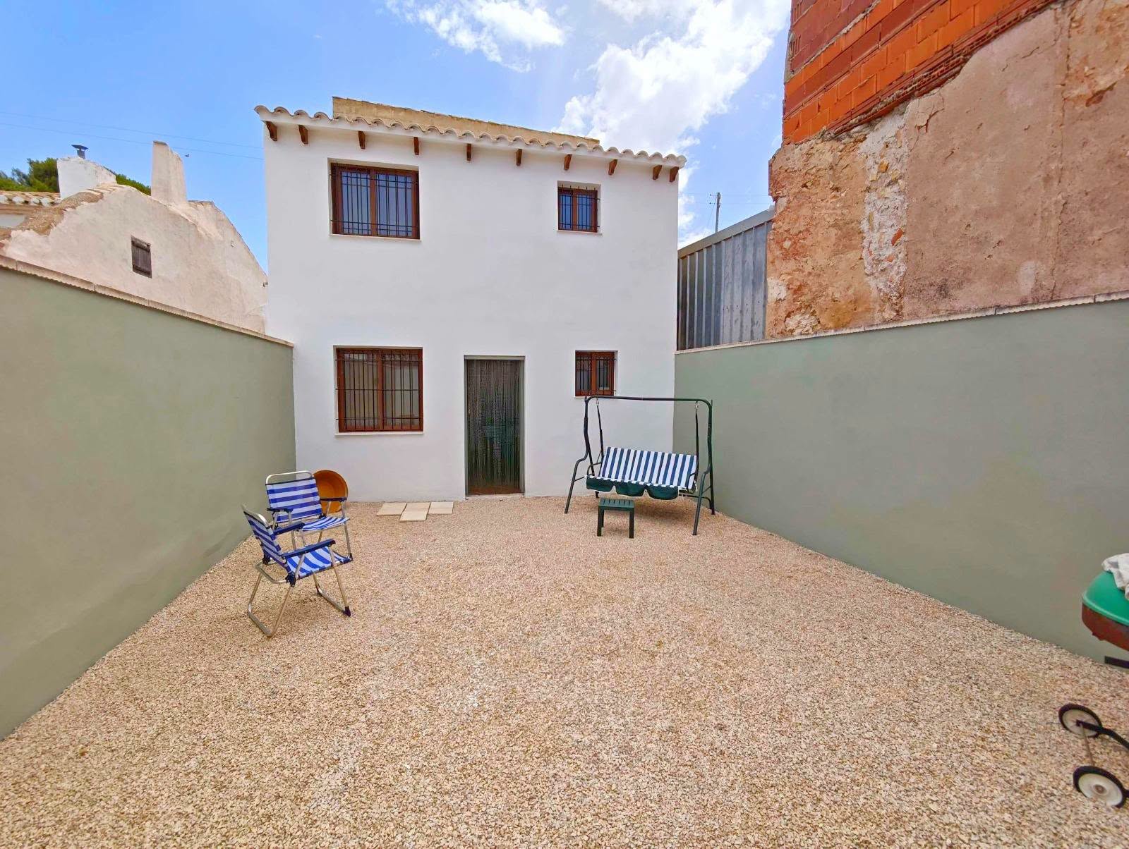 Country House in El Pinós (Ref: DOSI-3716)