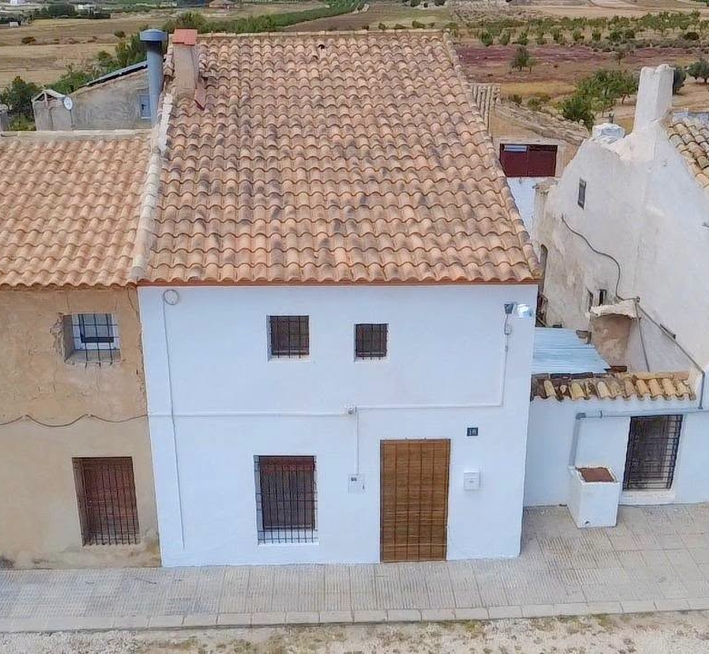 Country House in El Pinós (Ref: DOSI-3716)