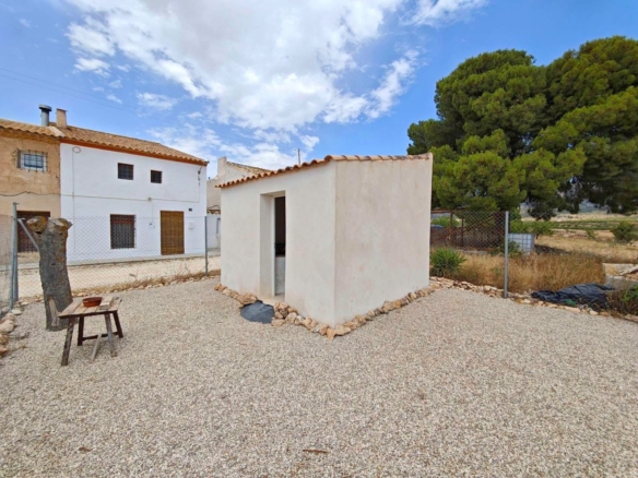 Country House in El Pinós (Ref: DOSI-3716)