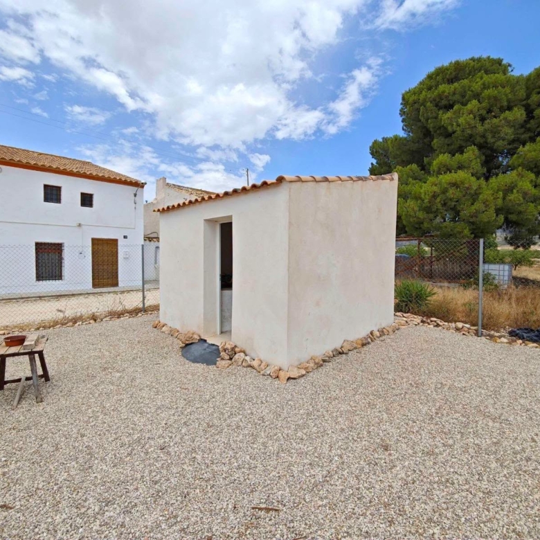 Country House in El Pinós (Ref: DOSI-3716)