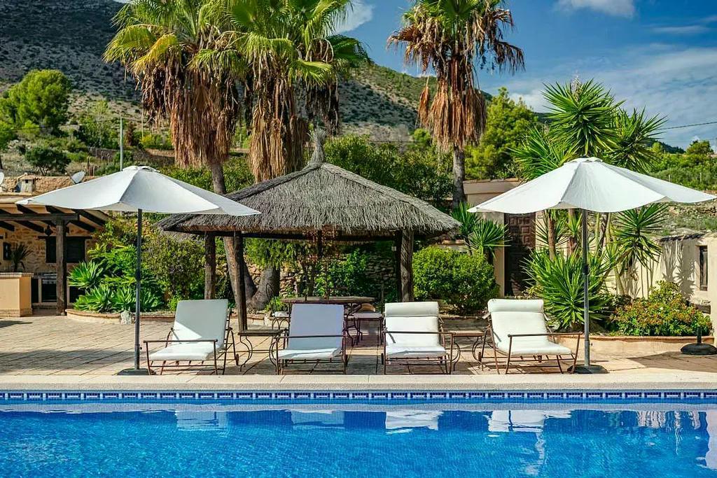 Country Estate in Benissa (Ref: DOSI-3460)