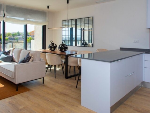 town house in Monforte del Cid (Ref: CC0568)