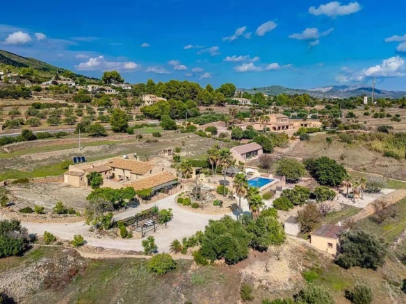 Country Estate in Benissa (Ref: DOSI-3460)