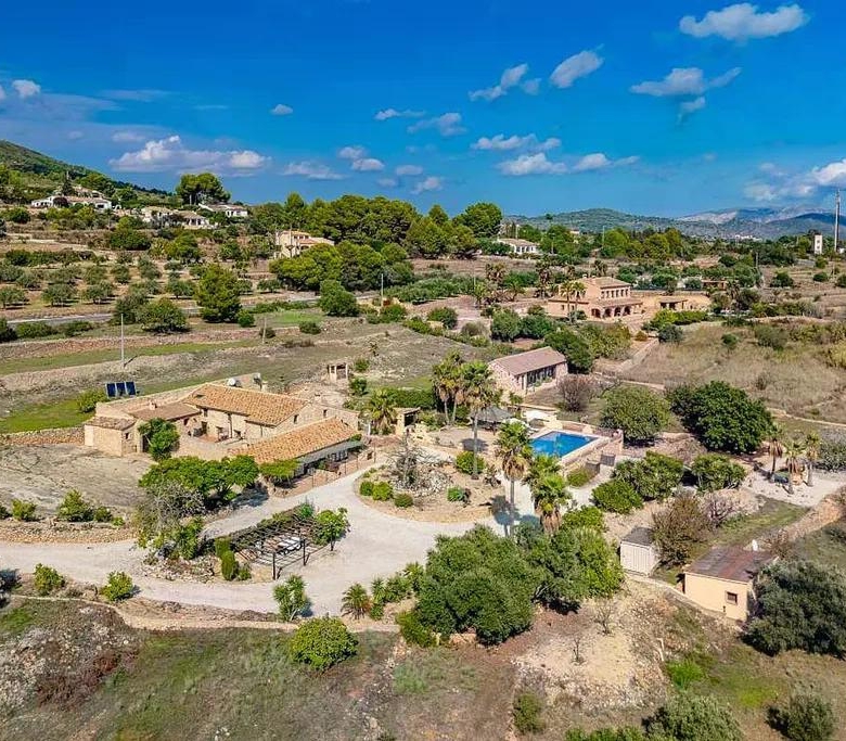 Country Estate in Benissa (Ref: DOSI-3460)