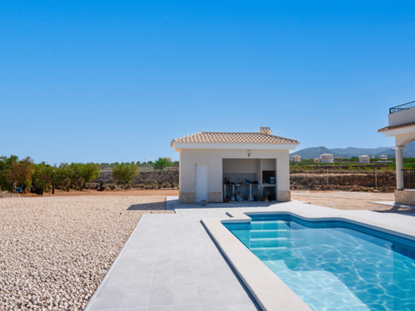 Country House in Pinoso (Ref: DOSI-600)