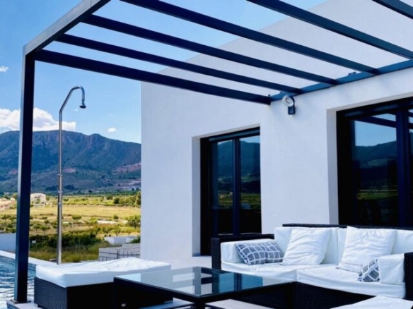 villa in Hondon de las Nieves (Ref: CC0354N)