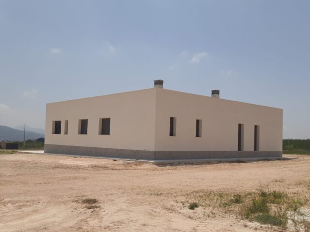 villa in Pinoso (Ref: CC0626N)
