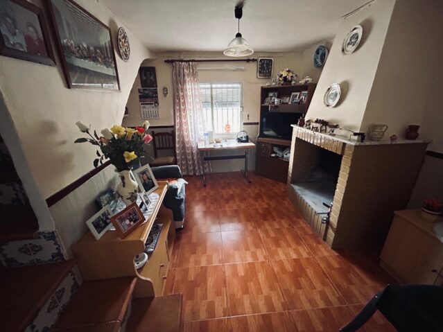 villa in El Canton (Ref: CC0586)
