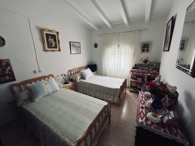 villa in El Canton (Ref: CC0586)