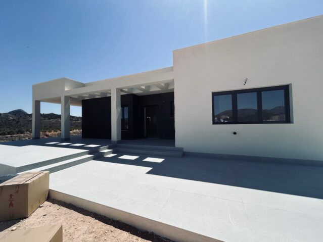 villa in Macisvenda (Ref: CC0584)