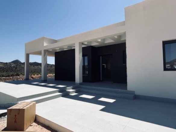 villa in Macisvenda (Ref: CC0584)