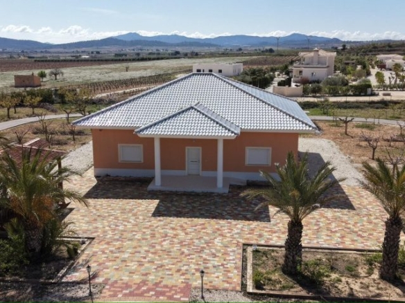 villa in Pinoso (Ref: CC0661)