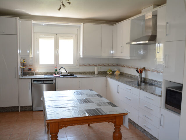villa in Macisvenda (Ref: CC0628)