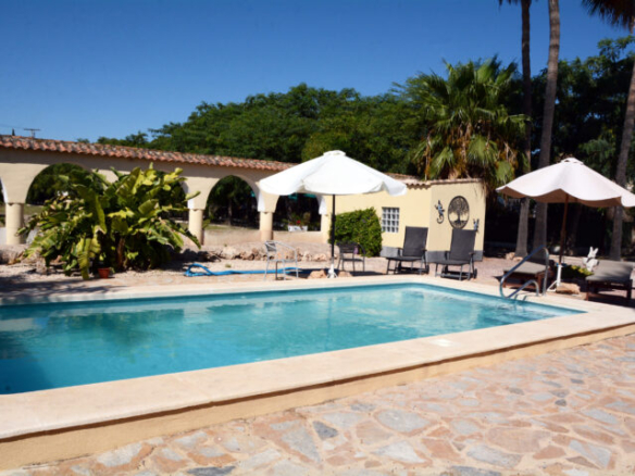 villa in Daya Vieja (Ref: CC0638)