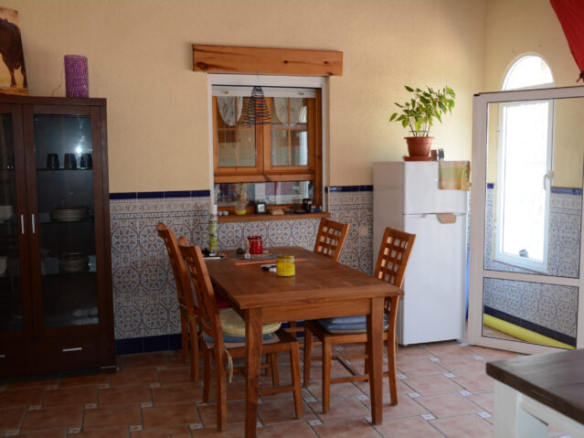 villa in Daya Vieja (Ref: CC0638)
