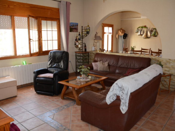 villa in Daya Vieja (Ref: CC0638)