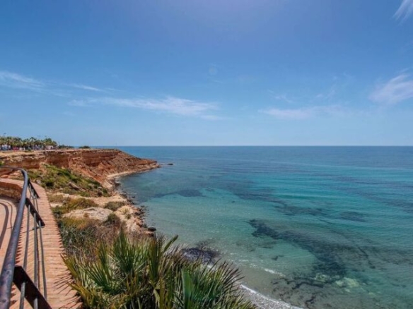 apartment in La Mata (Ref: CC0575)