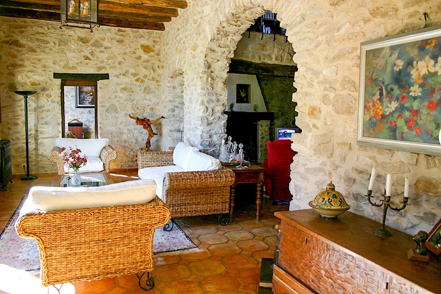 Historic Property in Relleu (Ref: DOSI-574)
