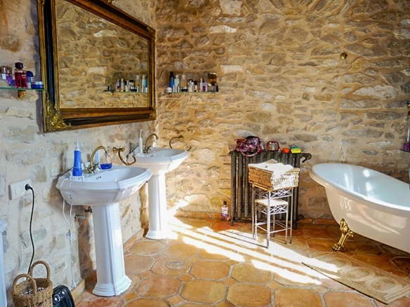 Historic Property in Relleu (Ref: DOSI-574)