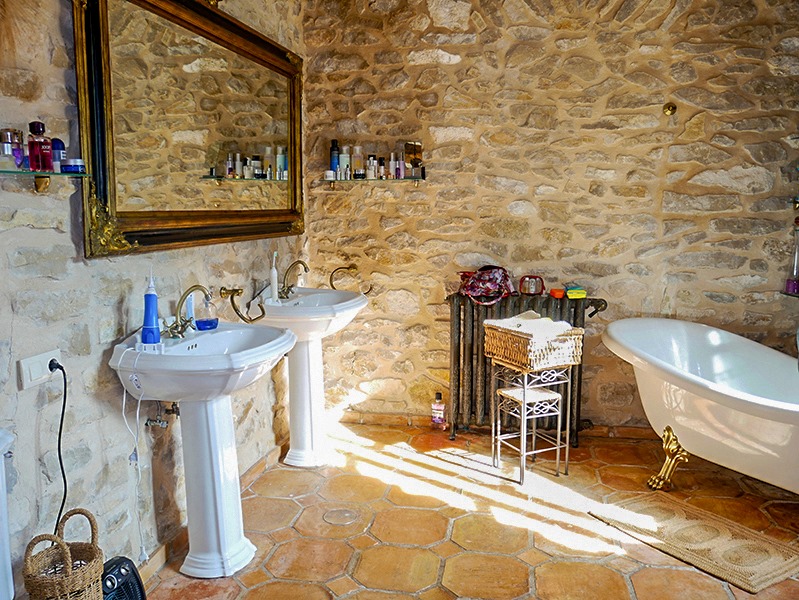 Historic Property in Relleu (Ref: DOSI-574)