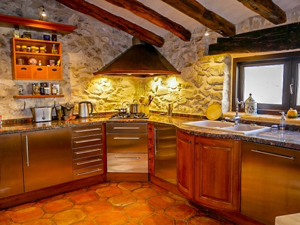 Historic Property in Relleu (Ref: DOSI-574)