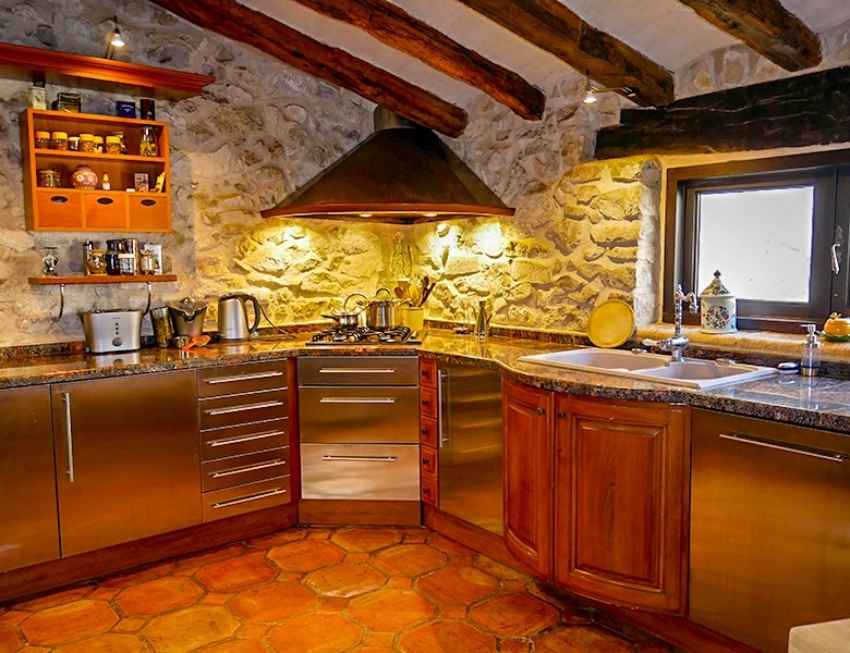 Historic Property in Relleu (Ref: DOSI-574)