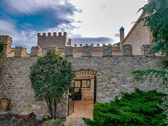 Historic Property in Relleu (Ref: DOSI-574)