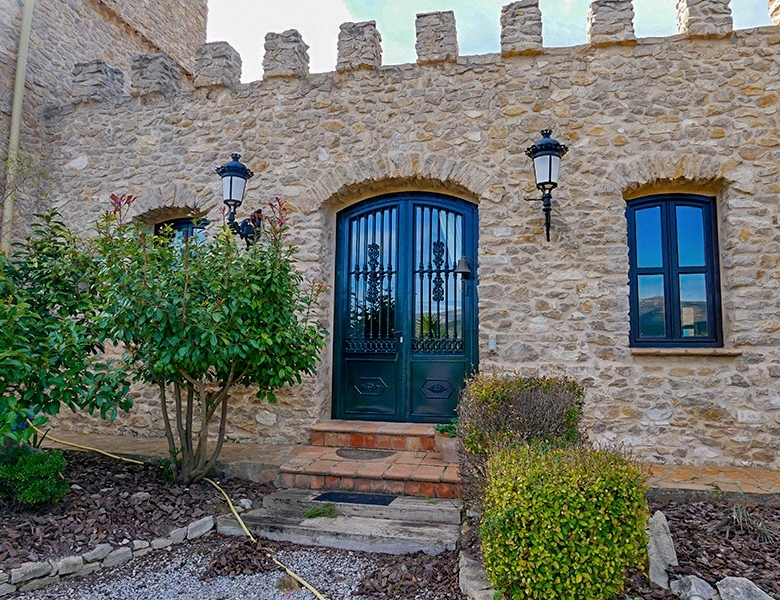 Historic Property in Relleu (Ref: DOSI-574)