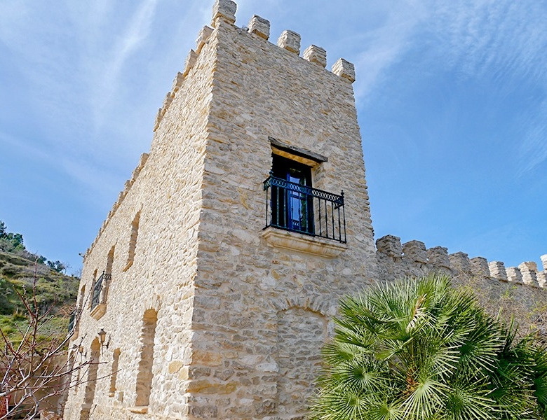 Historic Property in Relleu (Ref: DOSI-574)