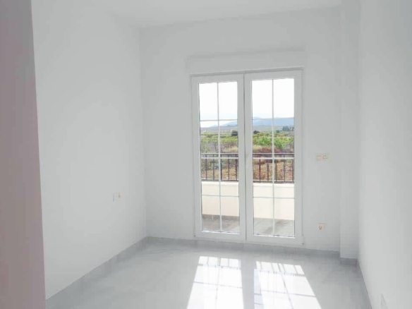 Country House in Pinoso (Ref: DOSI-600)