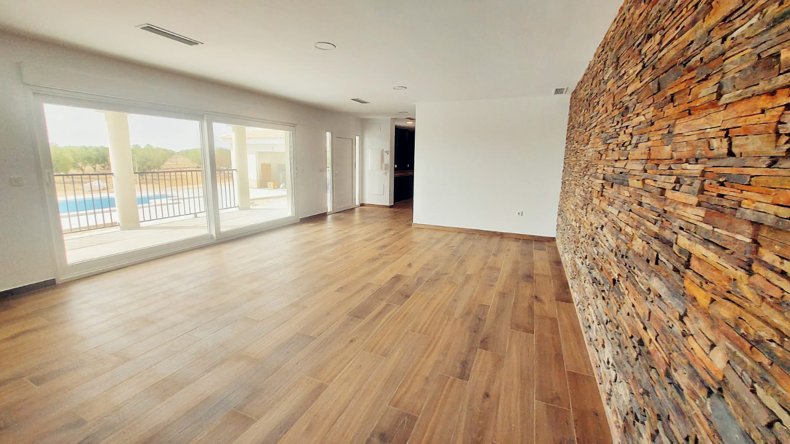 Country House in Pinoso (Ref: DOSI-600)