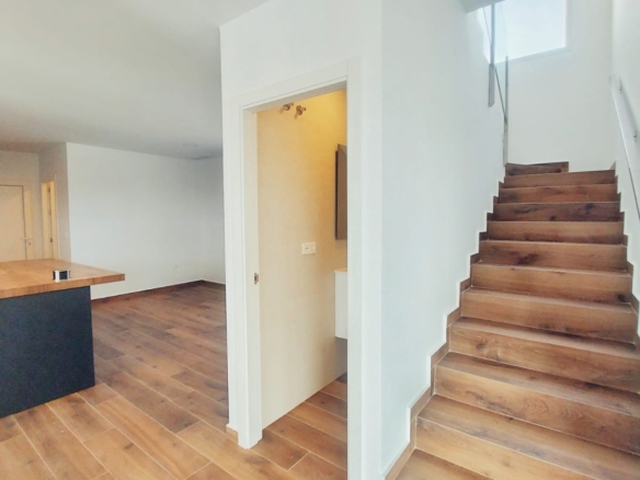 Country House in Pinoso (Ref: DOSI-600)