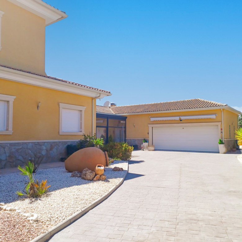 Luxurious Property in Casas del Señor (Ref: DOSI-473)