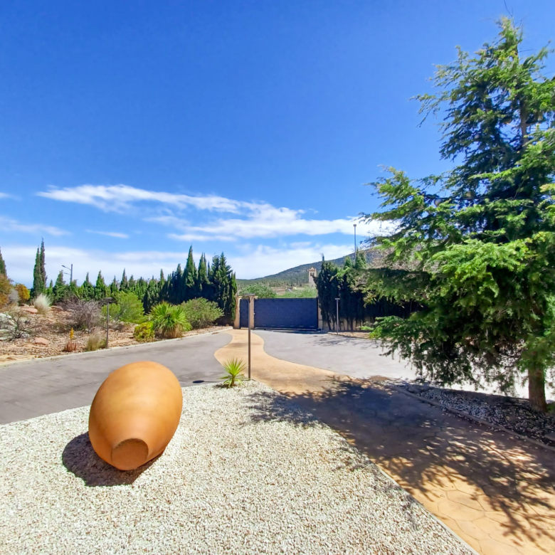 Luxurious Property in Casas del Señor (Ref: DOSI-473)