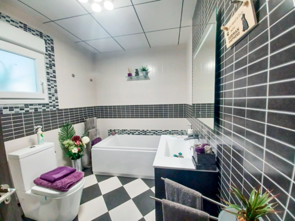 Luxurious Property in Casas del Señor (Ref: DOSI-473)