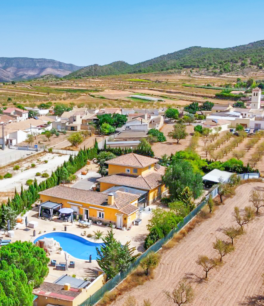 Luxurious Property in Casas del Señor (Ref: DOSI-473)