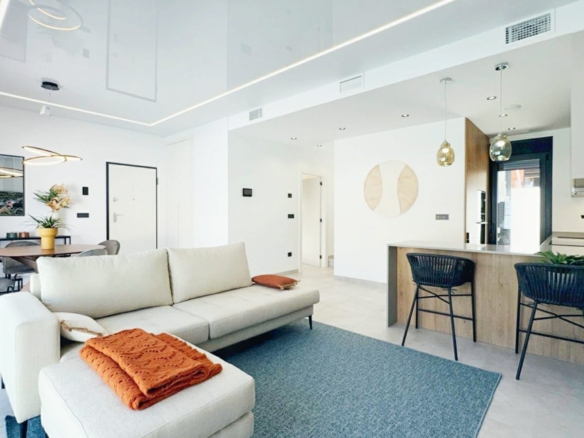Luxurious Property in San Miguel de Salinas (Ref: DOSI-1480)