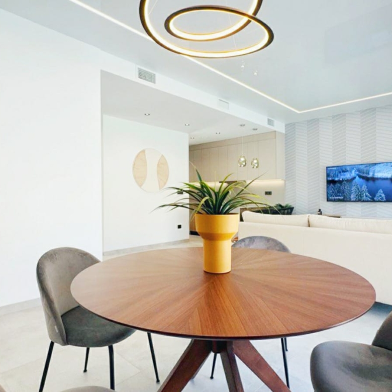 Luxurious Property in San Miguel de Salinas (Ref: DOSI-1480)